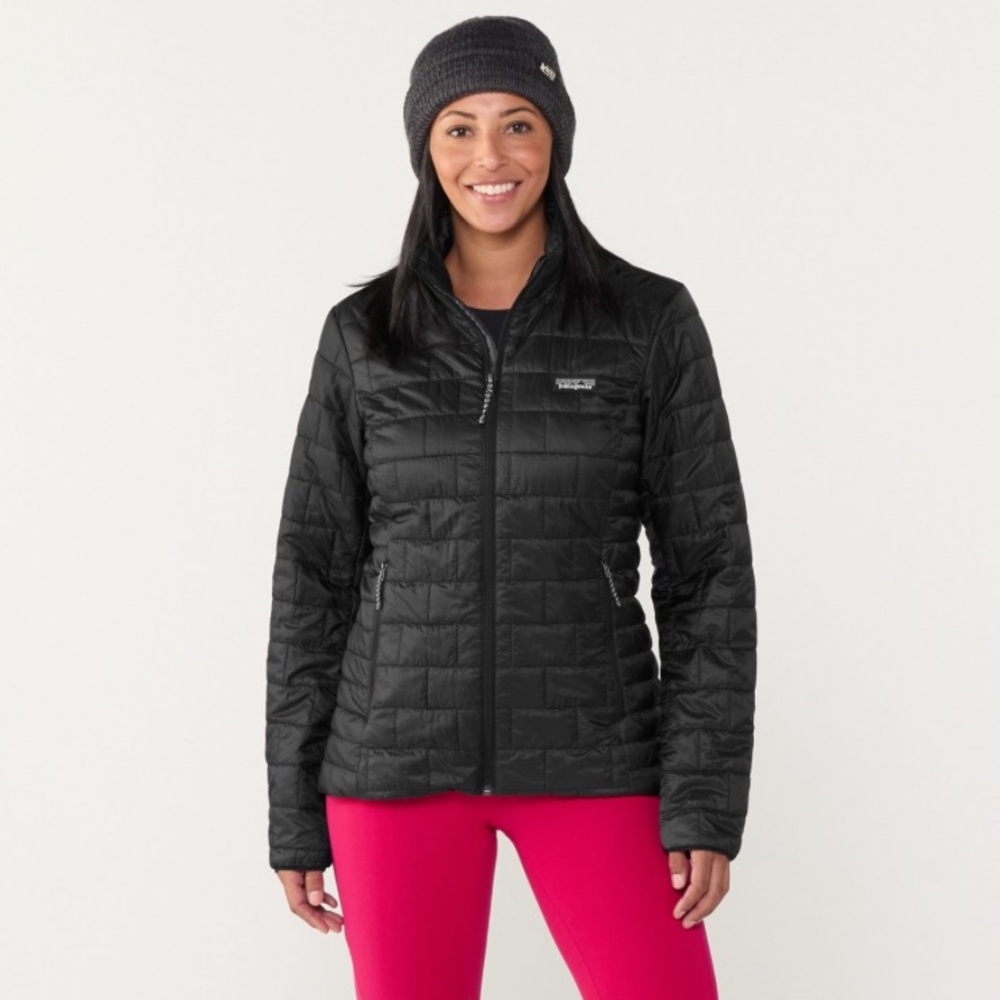 Patagonia Black Quilted Hooded Puffer Jacket - Women's